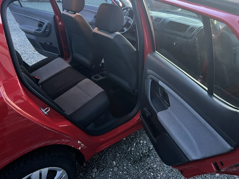 Skoda Fabia * 1.2i* 60HP* FACELIFT* EU5* , снимка 12 - Автомобили и джипове - 53176028