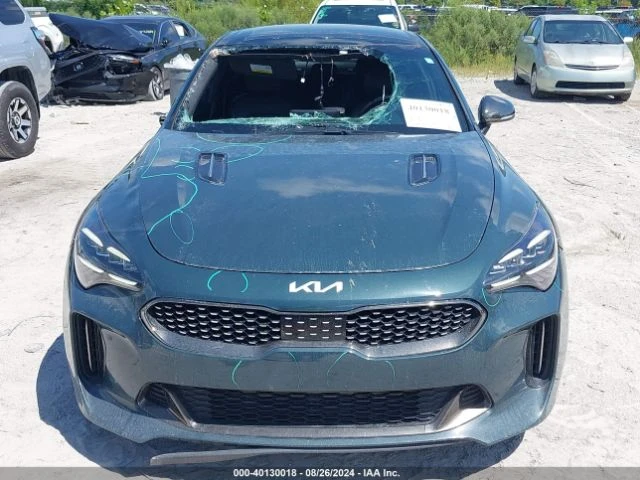 Kia Stinger, снимка 8 - Автомобили и джипове - 48236420