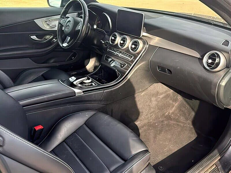 Mercedes-Benz C 300 Coupe 4MATIC * АвтоКредит* (ЦЕНА ДО БГ) - изображение 9