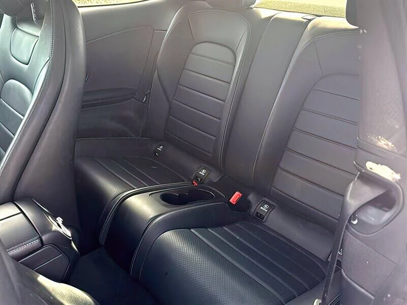 Mercedes-Benz C 300 Coupe 4MATIC * АвтоКредит* (ЦЕНА ДО БГ) - изображение 10