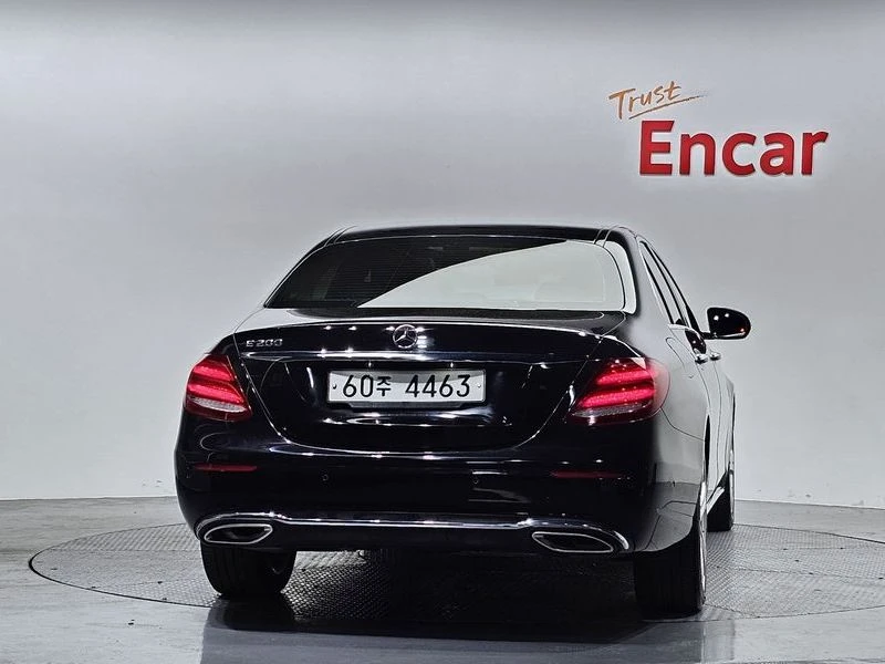 Mercedes-Benz E 200 E200 Avantgarde| 184к.с.| ВКЛ.ТЕХНОТЕСТ, снимка 4 - Автомобили и джипове - 55218174