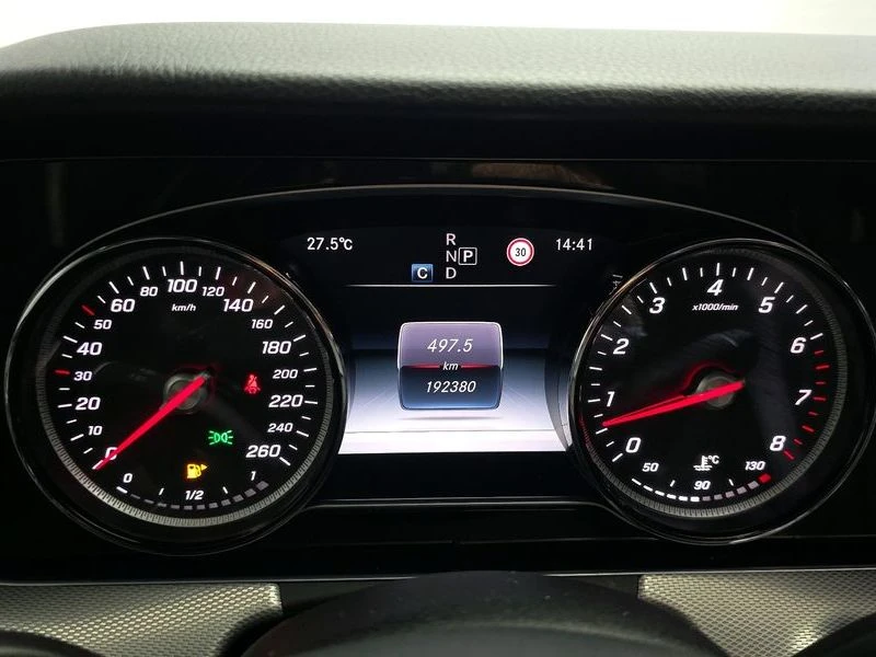 Mercedes-Benz E 200 E200 Avantgarde| 184к.с.| ВКЛ.ТЕХНОТЕСТ, снимка 8 - Автомобили и джипове - 55218174