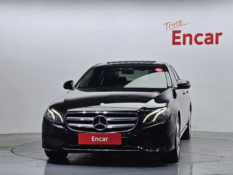 Mercedes-Benz E 200 E200 Avantgarde| 184к.с.| ВКЛ.ТЕХНОТЕСТ, снимка 3 - Автомобили и джипове - 55218174