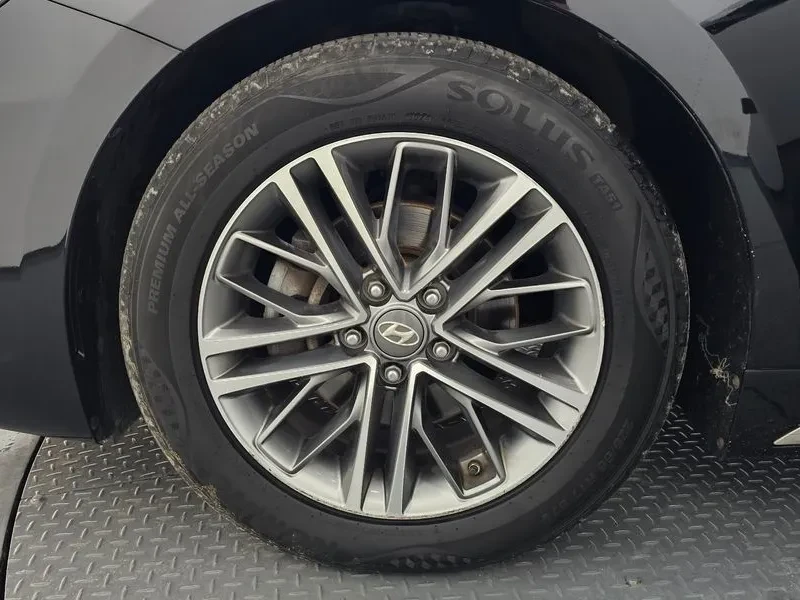Hyundai Grandeur 2.4 Modern, снимка 5 - Автомобили и джипове - 55260407