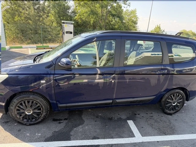 Dacia Lodgy 1, 6, снимка 2 - Автомобили и джипове - 55610416
