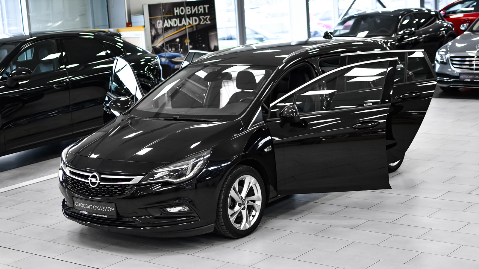 Opel Astra Sports Tourer 1.6d Innovation - изображение 1
