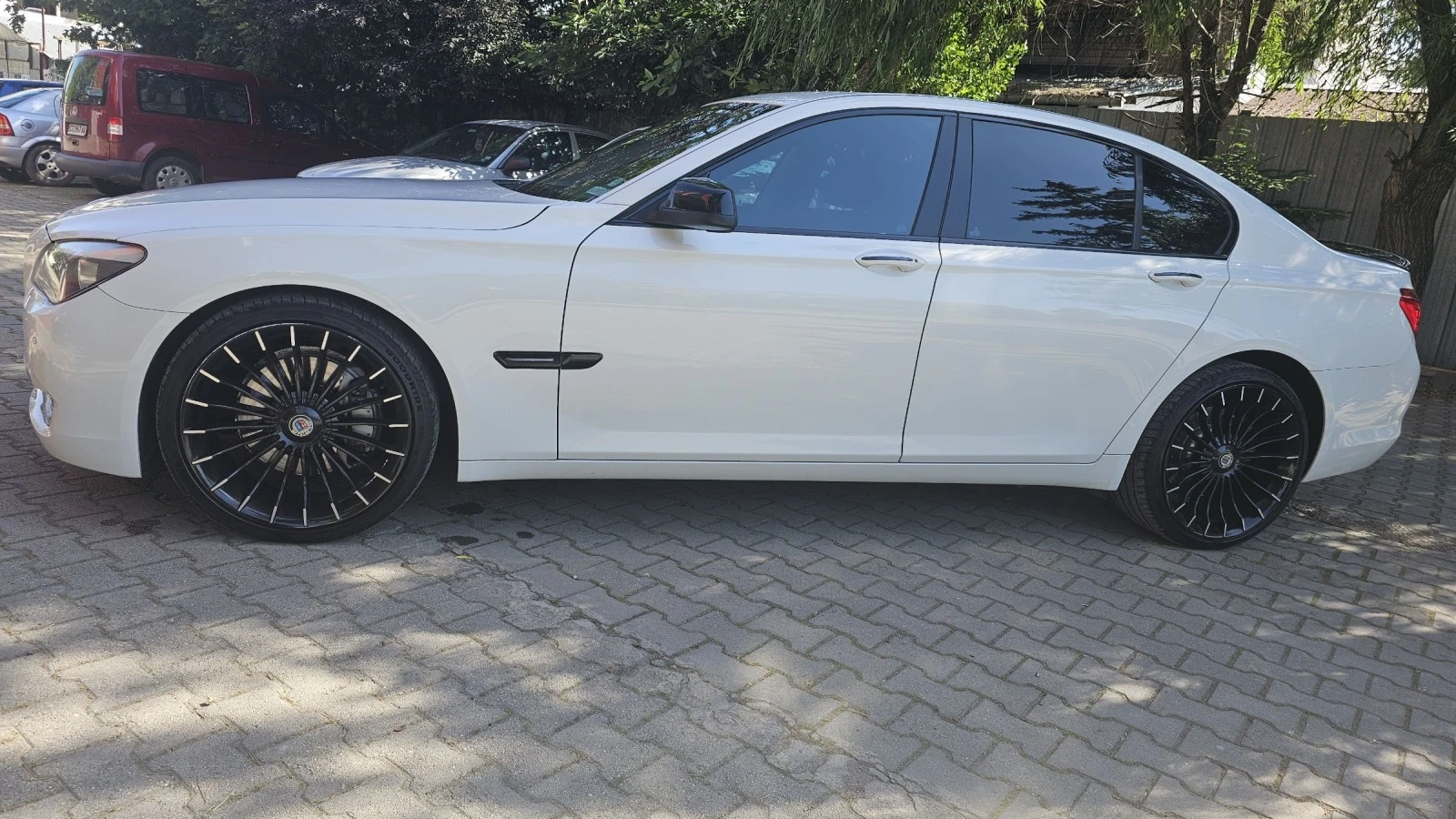 BMW 740 3.0i bi-turbo 2012 face - изображение 5