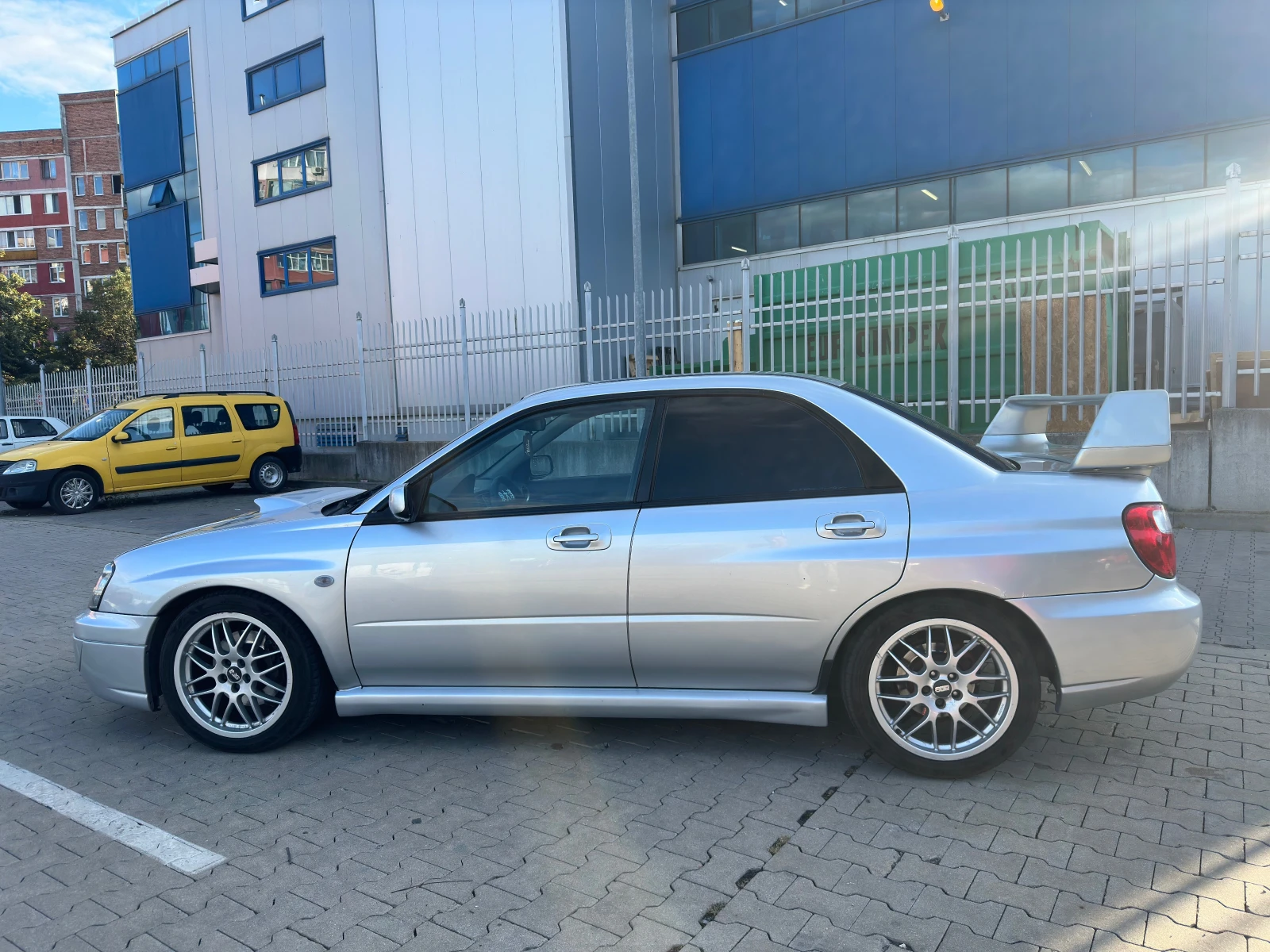 Subaru Impreza 2.0 AWD - изображение 4