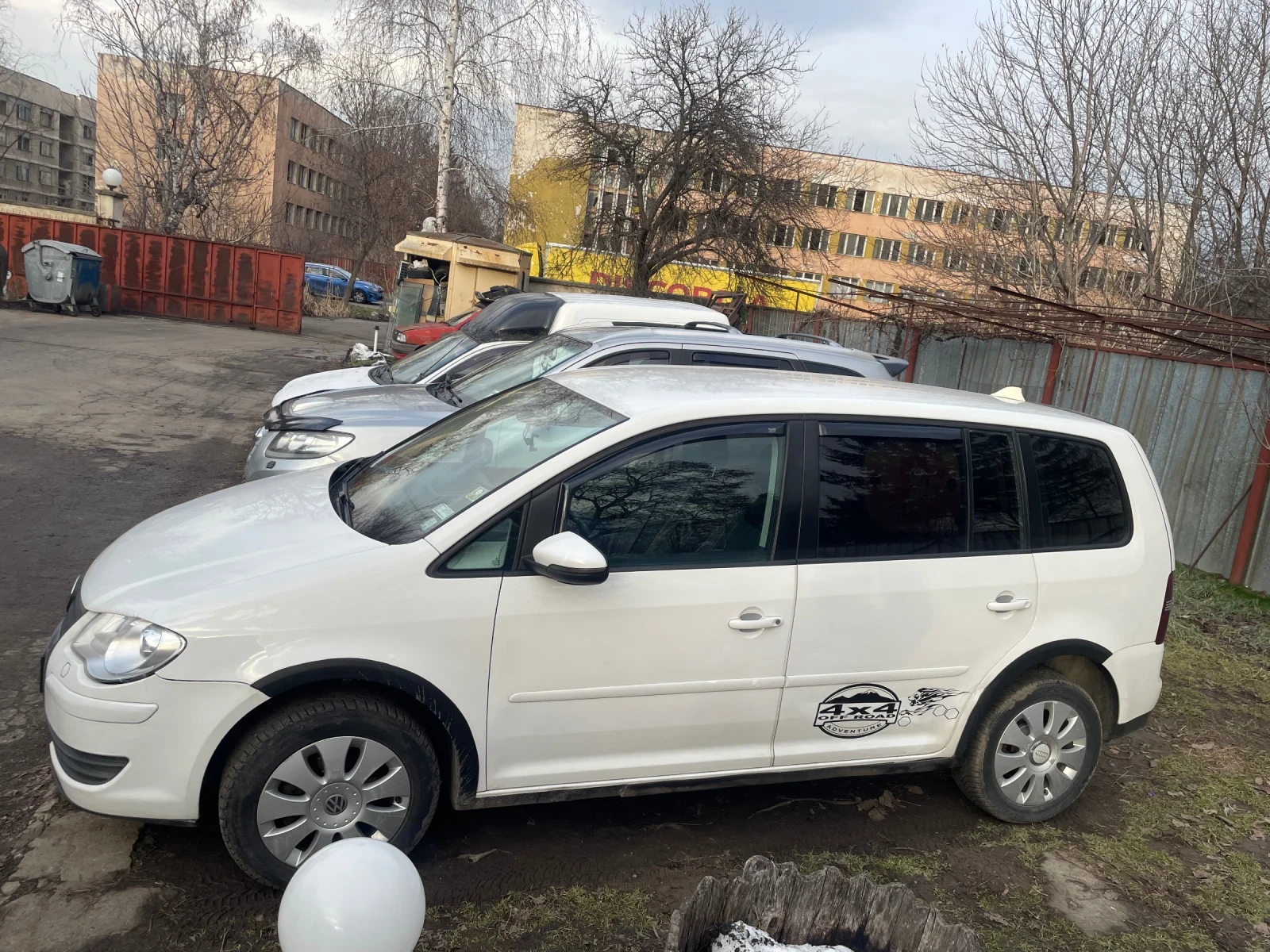 VW Touran  - изображение 2