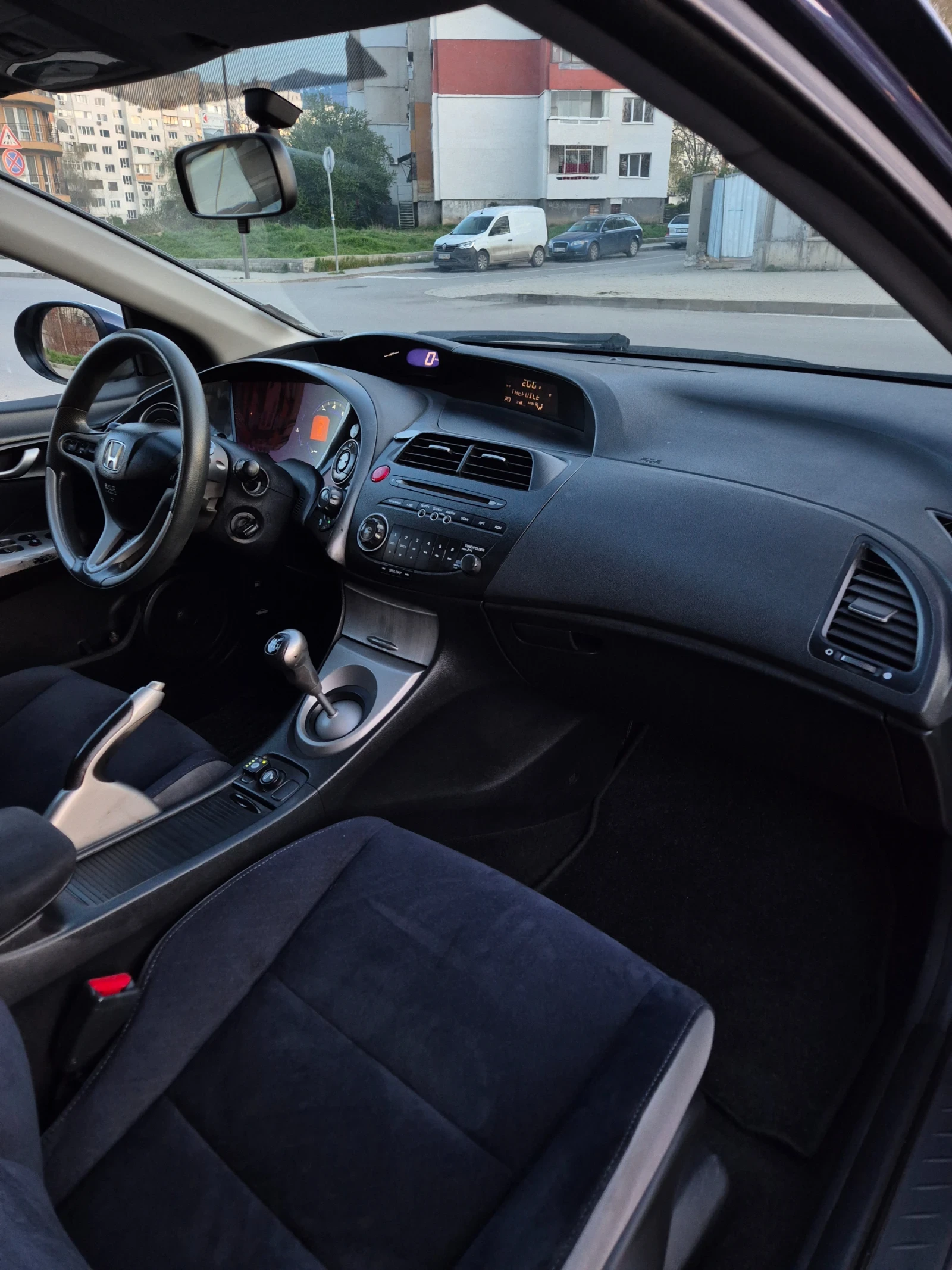 Honda Civic 1.8i ГАЗ - изображение 9