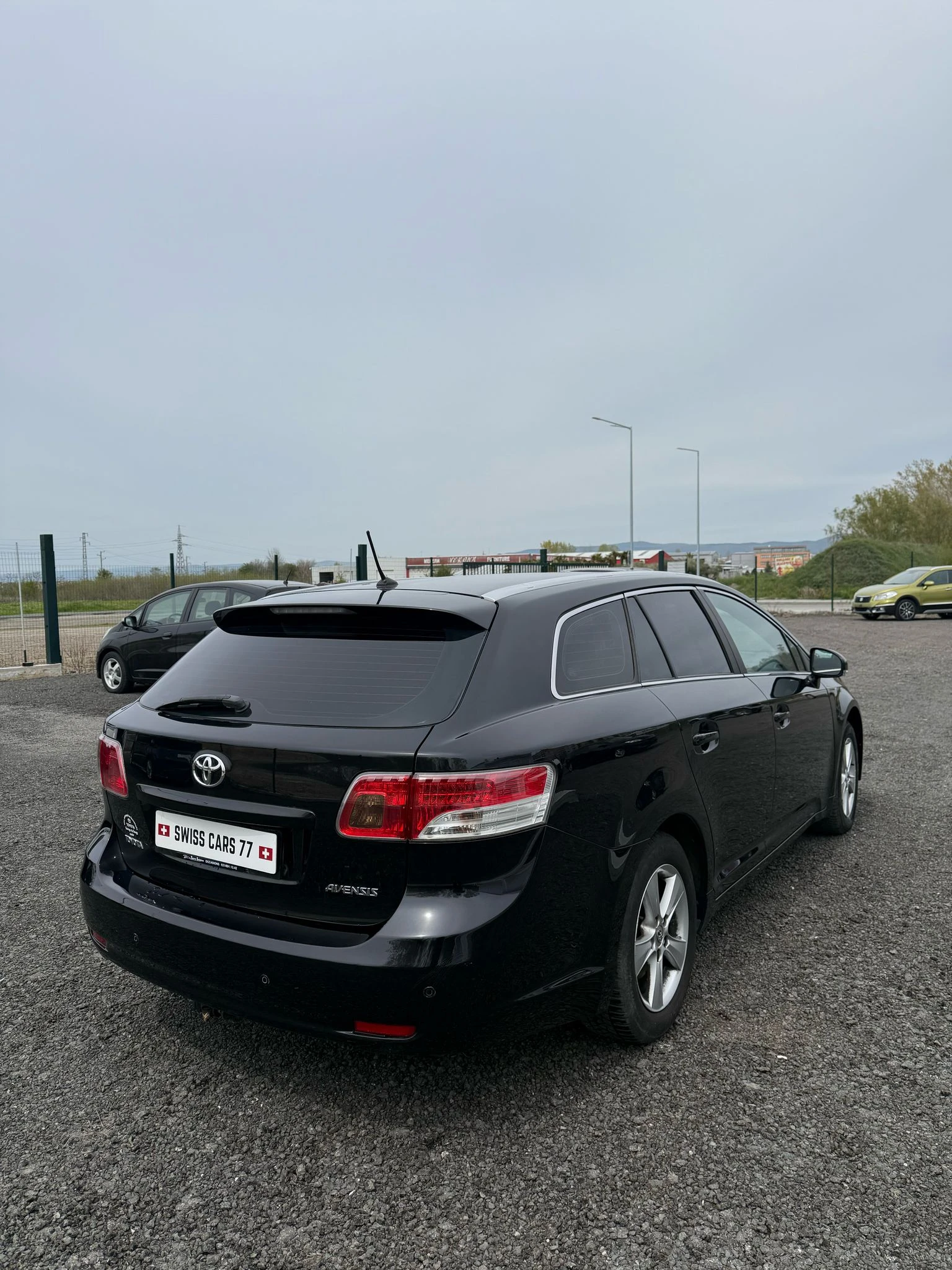 Toyota Avensis 2.0 i SWISS - изображение 4