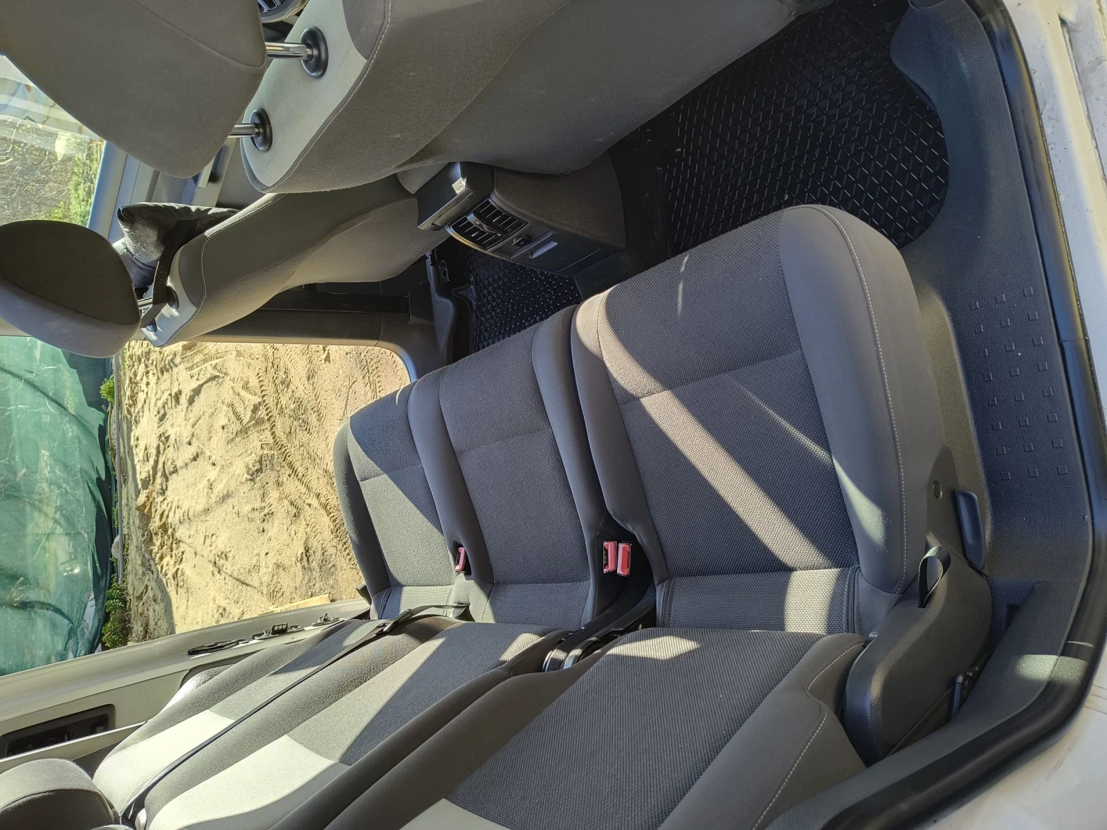 VW Caddy 1.6дизел - изображение 8
