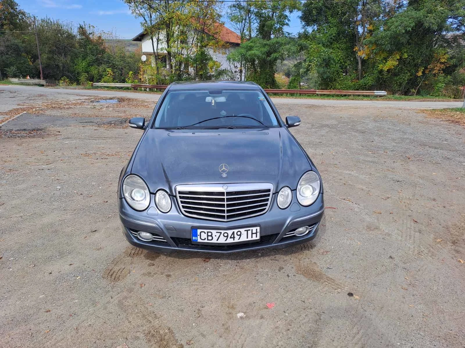 Mercedes-Benz E 220  - изображение 2