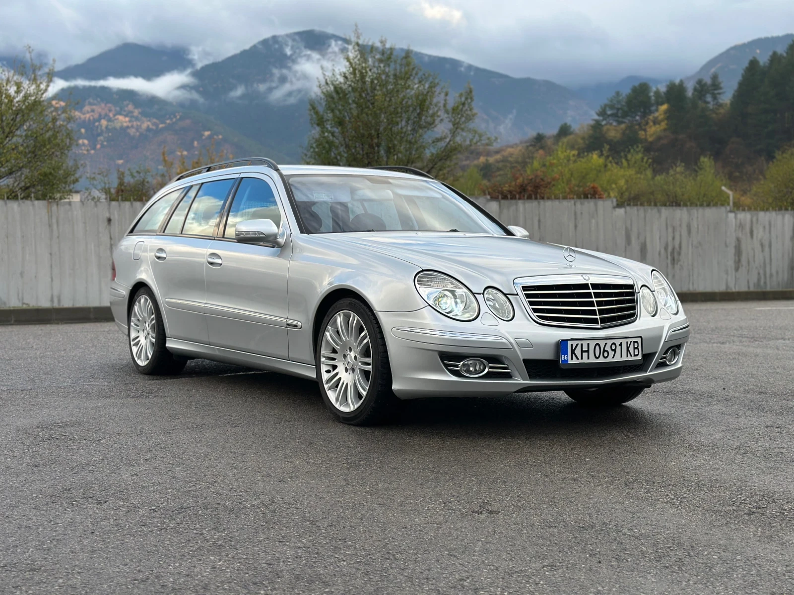 Mercedes-Benz E 320 EVO SPORT - изображение 2