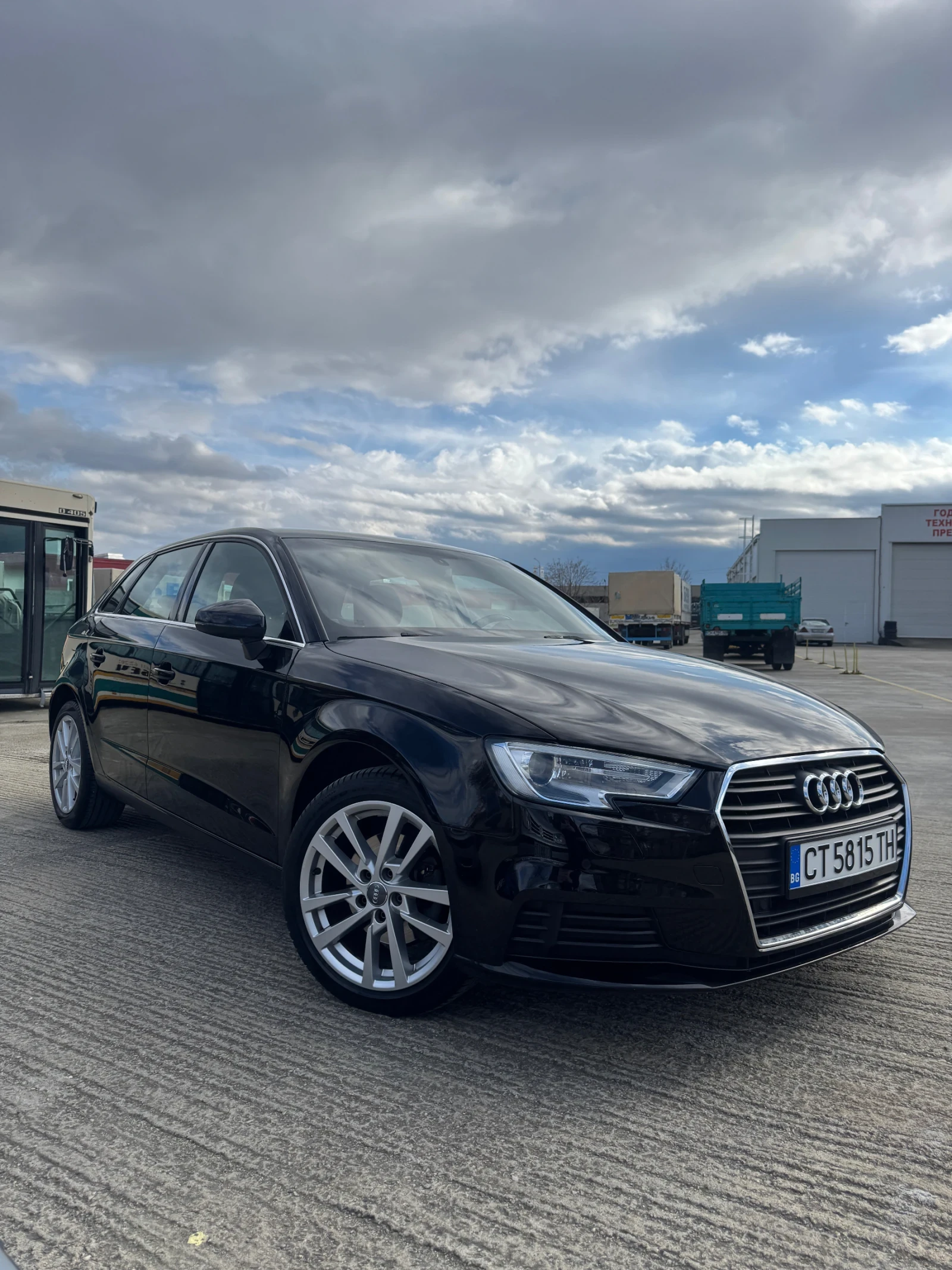Audi A3 1.6TDI facelift Sportback - Пълна Сервизна История