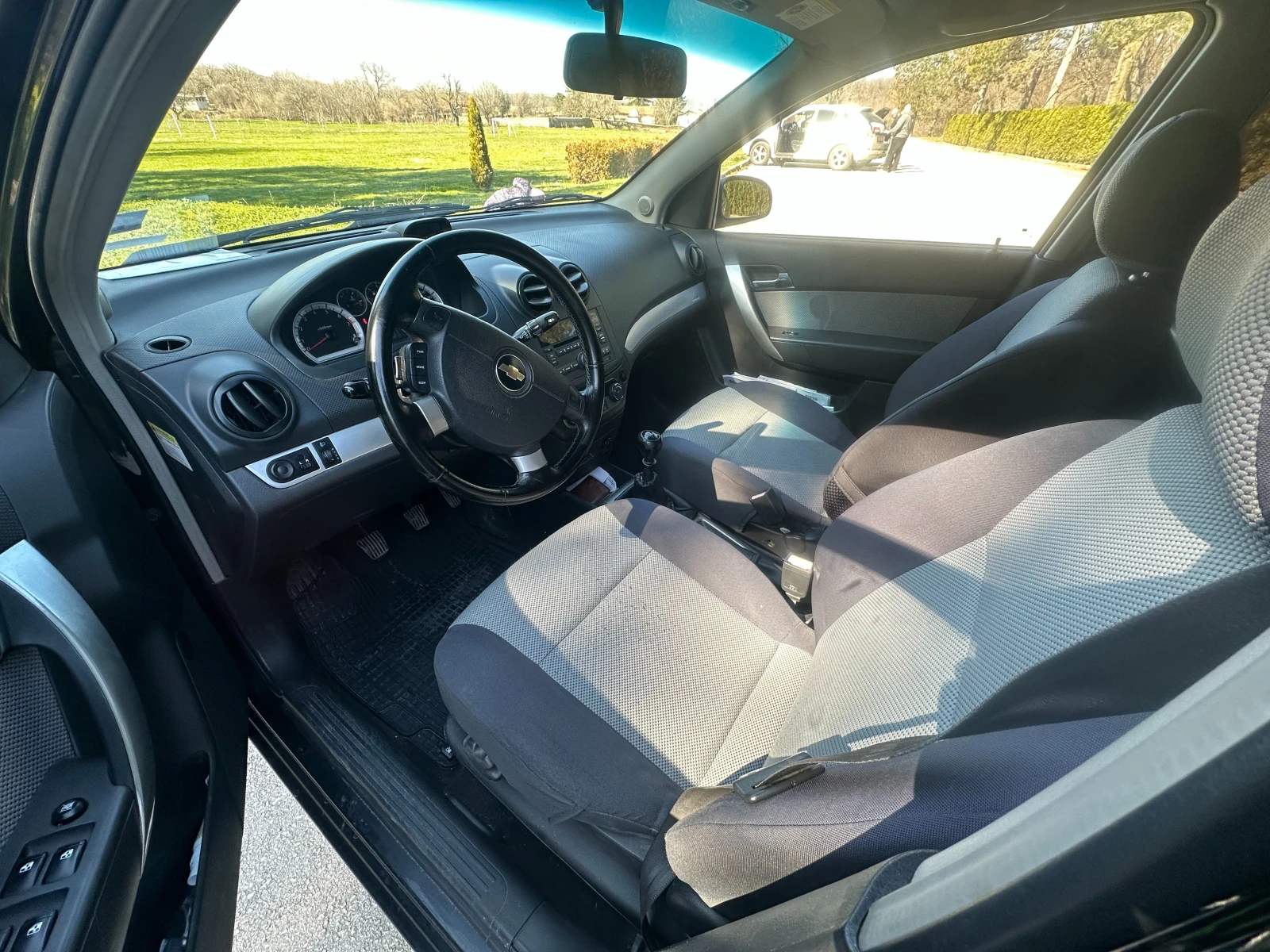 Chevrolet Aveo 1.4 i LPG, снимка 8 - Автомобили и джипове - 53753672