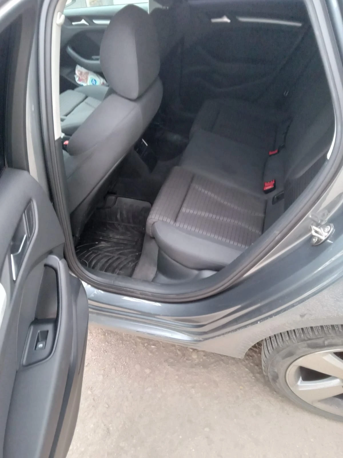 Audi A3 G-tron 1.4 TFSI, снимка 9 - Автомобили и джипове - 54100053