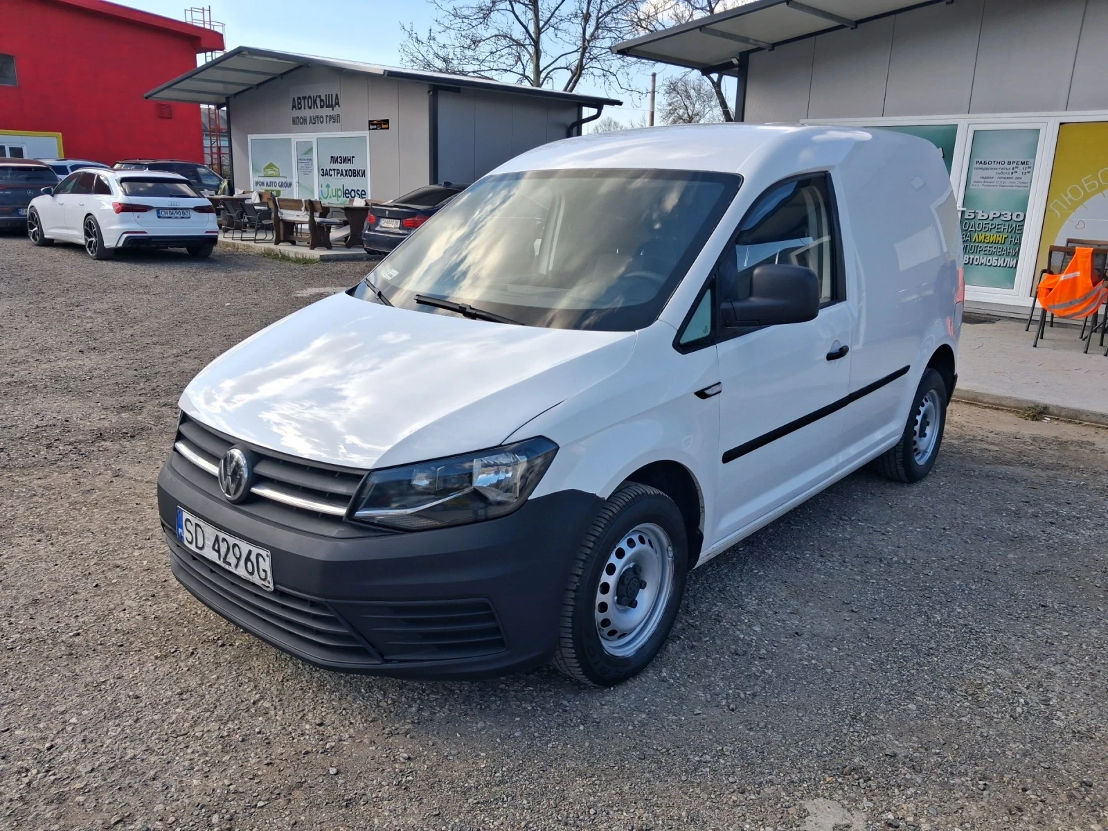VW Caddy 2.0 , 102 к.с , климатик , 2 бр. налични