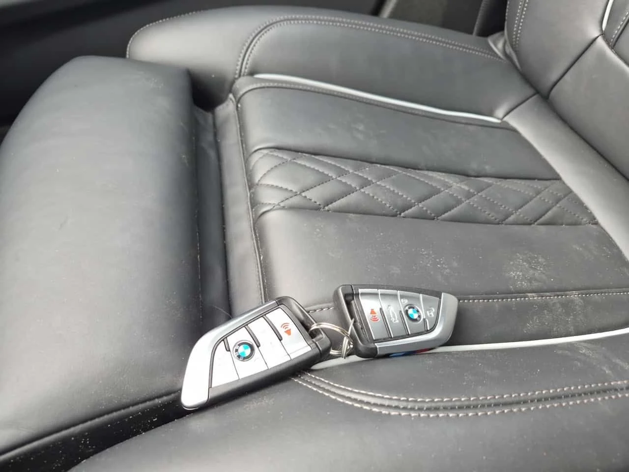 BMW 530E XDRIVE| PANORAMA| ПАМЕТ| 2 КЛЮЧА| , снимка 17 - Автомобили и джипове - 54225113