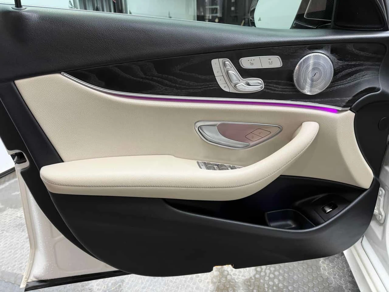 Mercedes-Benz E 400 | 360 | CARFAX | BURMESTER | ПАНОРАМА | , снимка 15 - Автомобили и джипове - 54339487