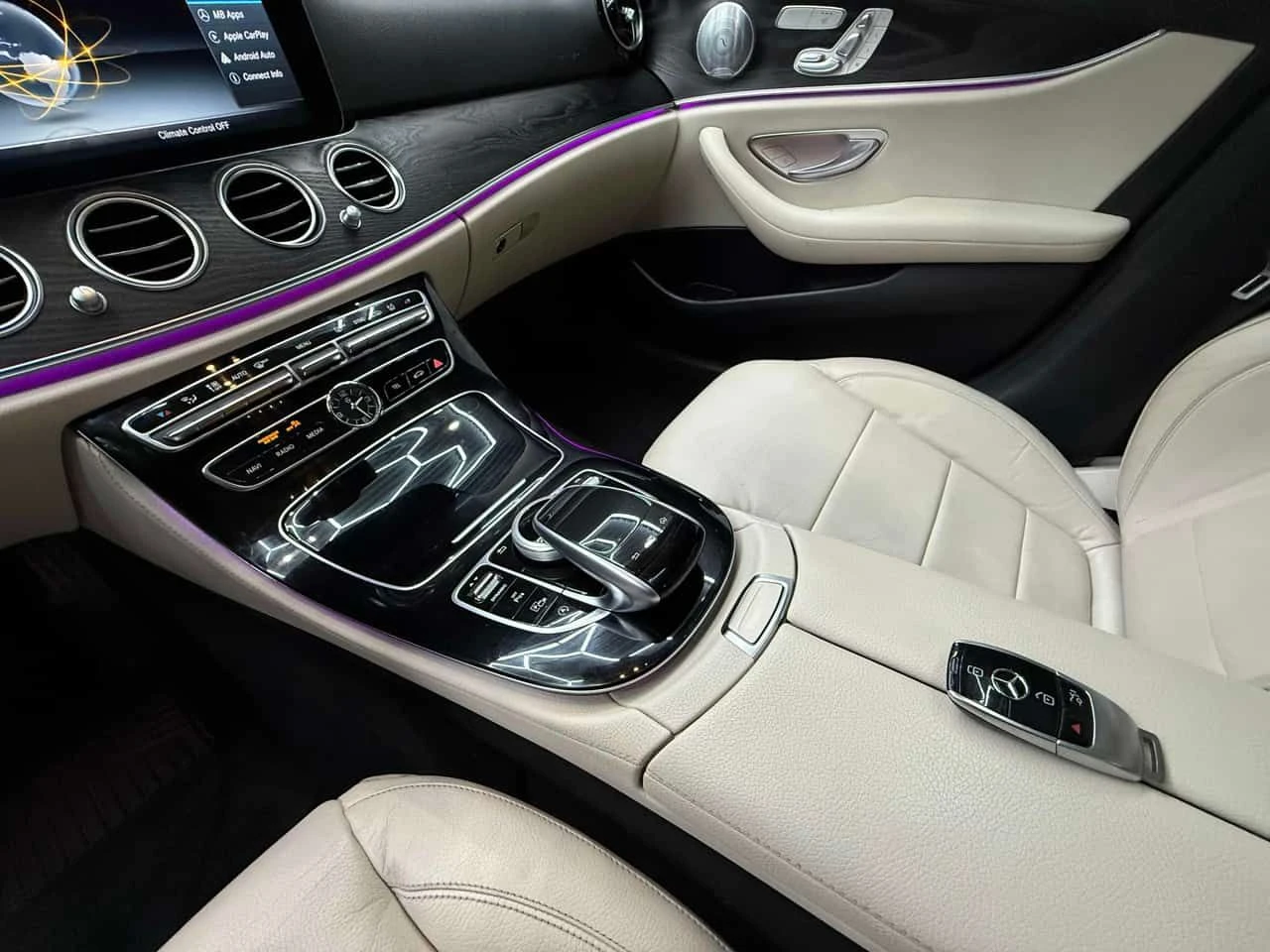 Mercedes-Benz E 400 | 360 | CARFAX | BURMESTER | ПАНОРАМА | , снимка 16 - Автомобили и джипове - 54339487