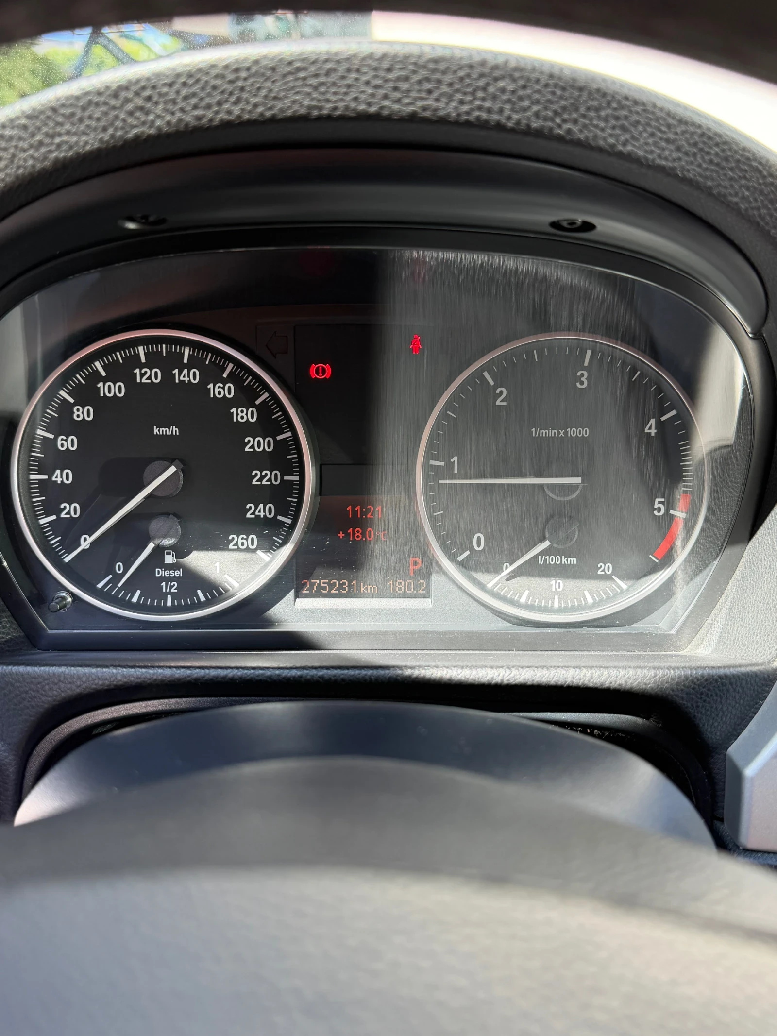 BMW 320 Facelift * Автомат, снимка 11 - Автомобили и джипове - 54348144