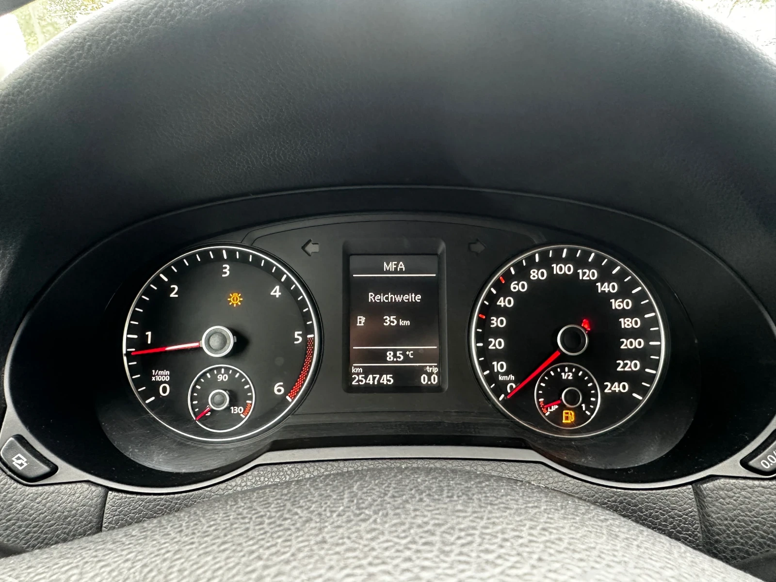 VW Sharan 2.0TDI, снимка 9 - Автомобили и джипове - 54375072