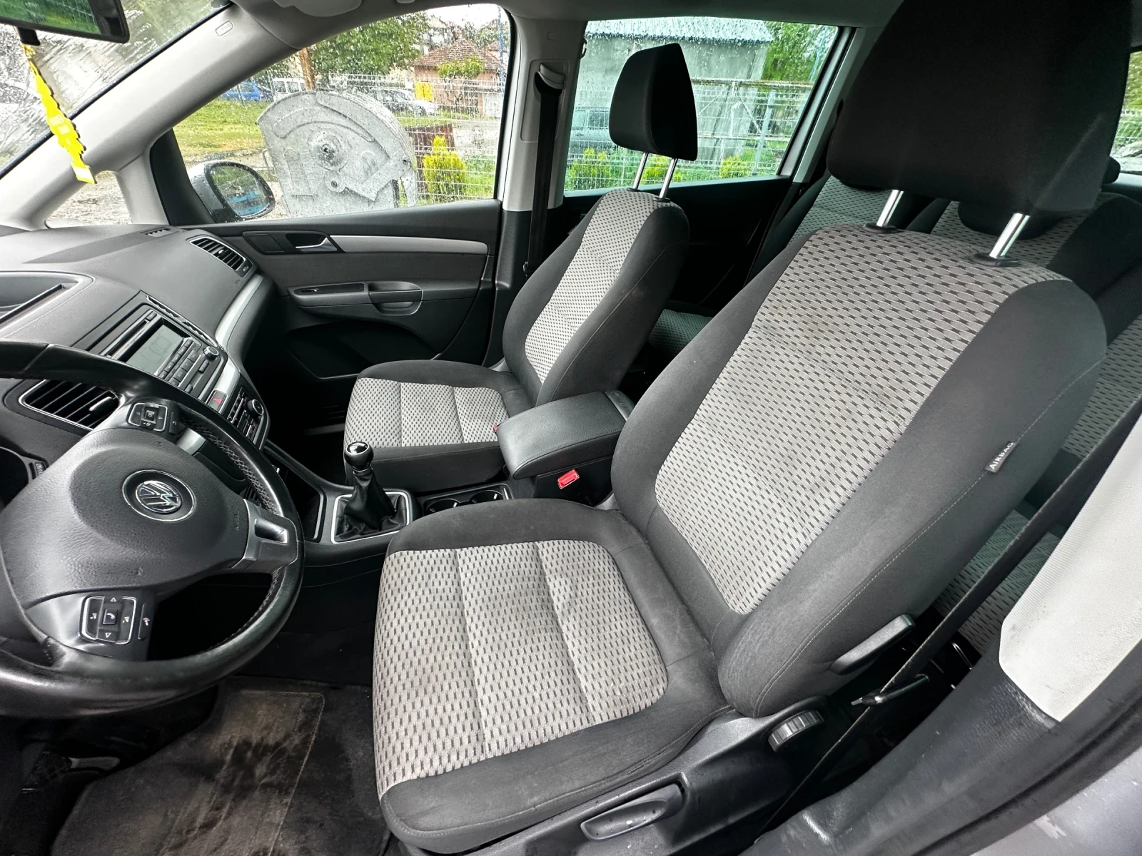 VW Sharan 2.0TDI, снимка 7 - Автомобили и джипове - 54375072