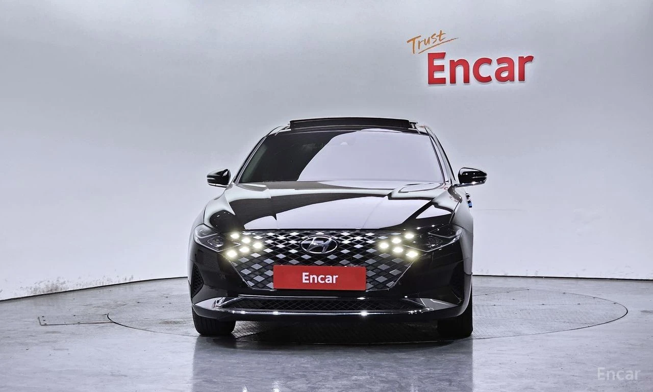 Hyundai Grandeur 3.0* LPI* PREMIUM* ПОДГРЕВ* ОБДУХВАНЕ* 360КАМЕРА* , снимка 3 - Автомобили и джипове - 54575920