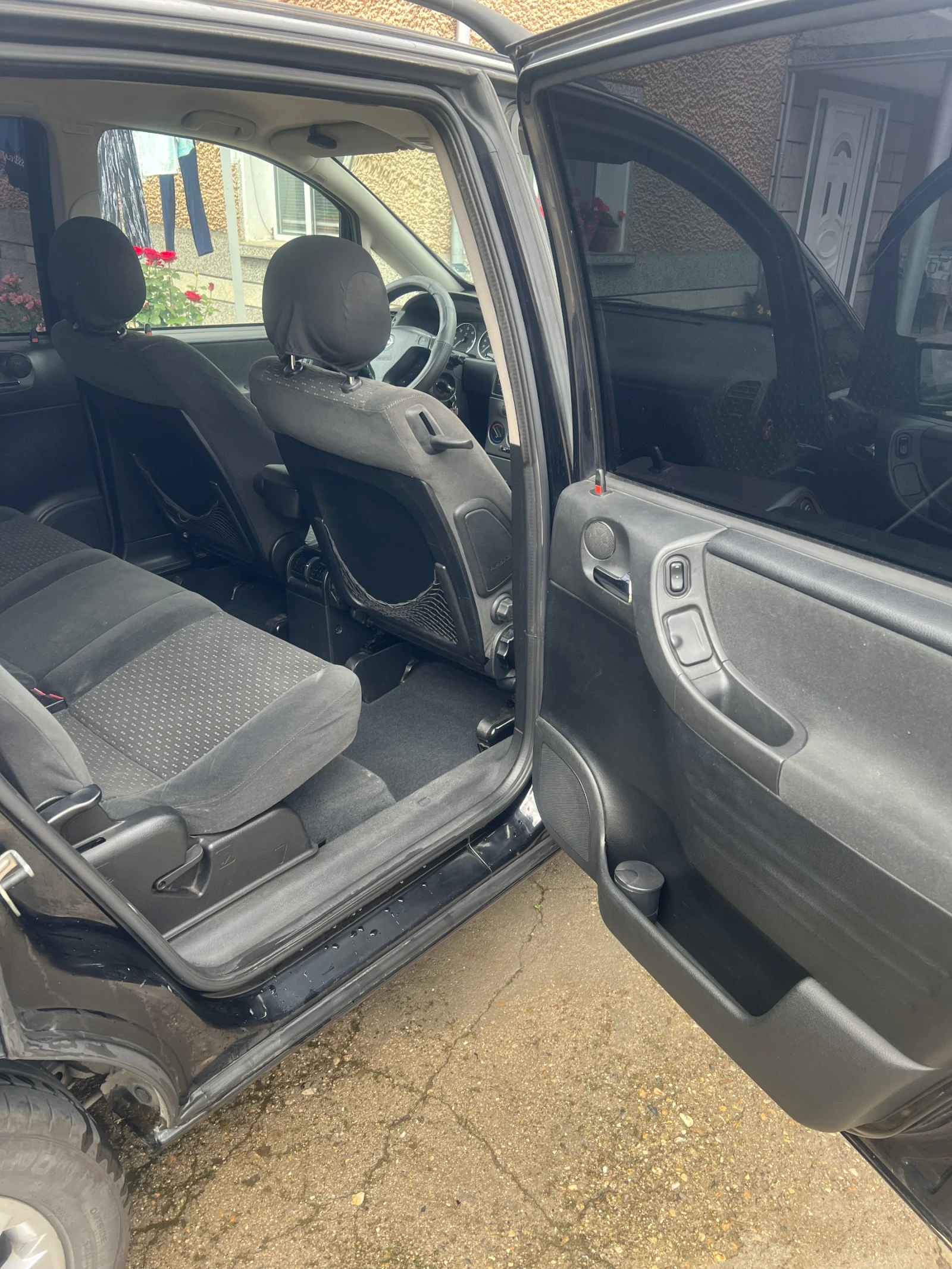 Opel Zafira 2.0, снимка 5 - Автомобили и джипове - 54914786