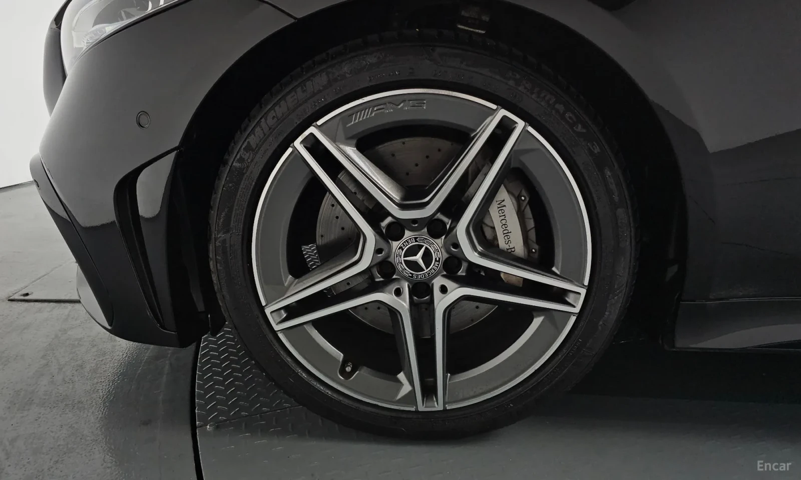 Mercedes-Benz CLS 300 AMG Line, снимка 5 - Автомобили и джипове - 55049028