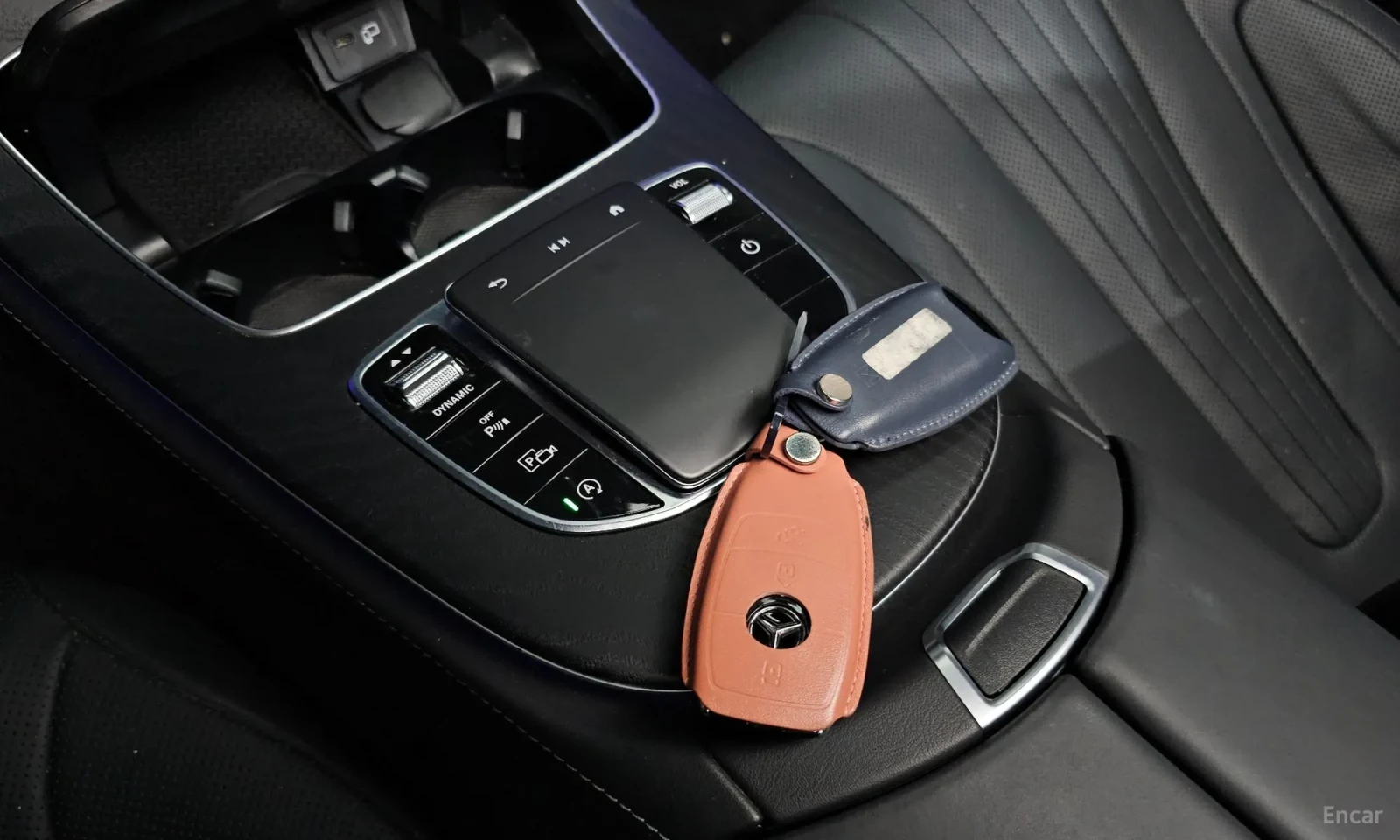 Mercedes-Benz CLS 300 AMG Line, снимка 15 - Автомобили и джипове - 55049028