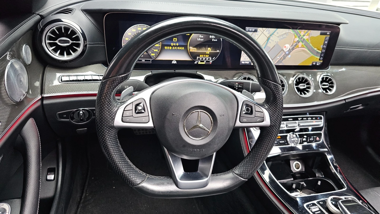 Mercedes-Benz E 400 4MATIC Coupe | HUD | 360  | Burmester, снимка 11 - Автомобили и джипове - 55279193