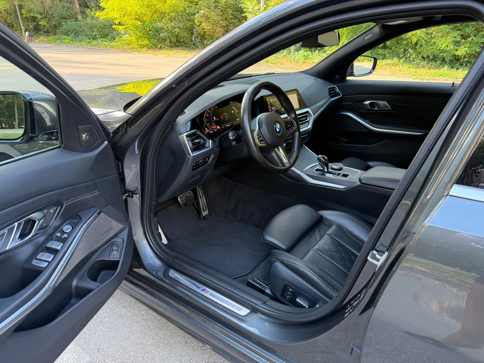 BMW 320 X-drive Individual + Швейцария+ , снимка 7 - Автомобили и джипове - 55726044