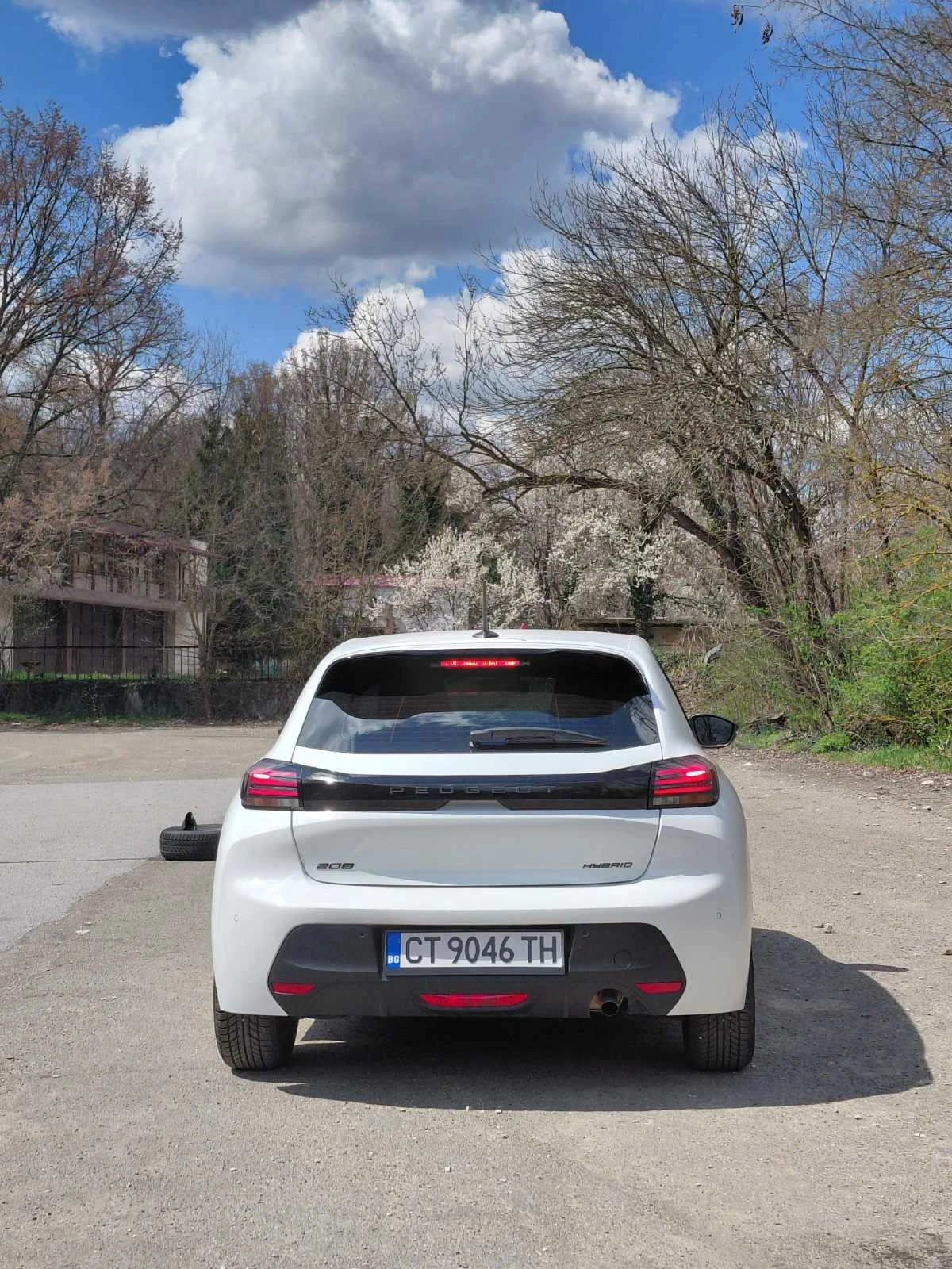 Peugeot 208 1.2 110к.с хибрид, снимка 13 - Автомобили и джипове - 56123948
