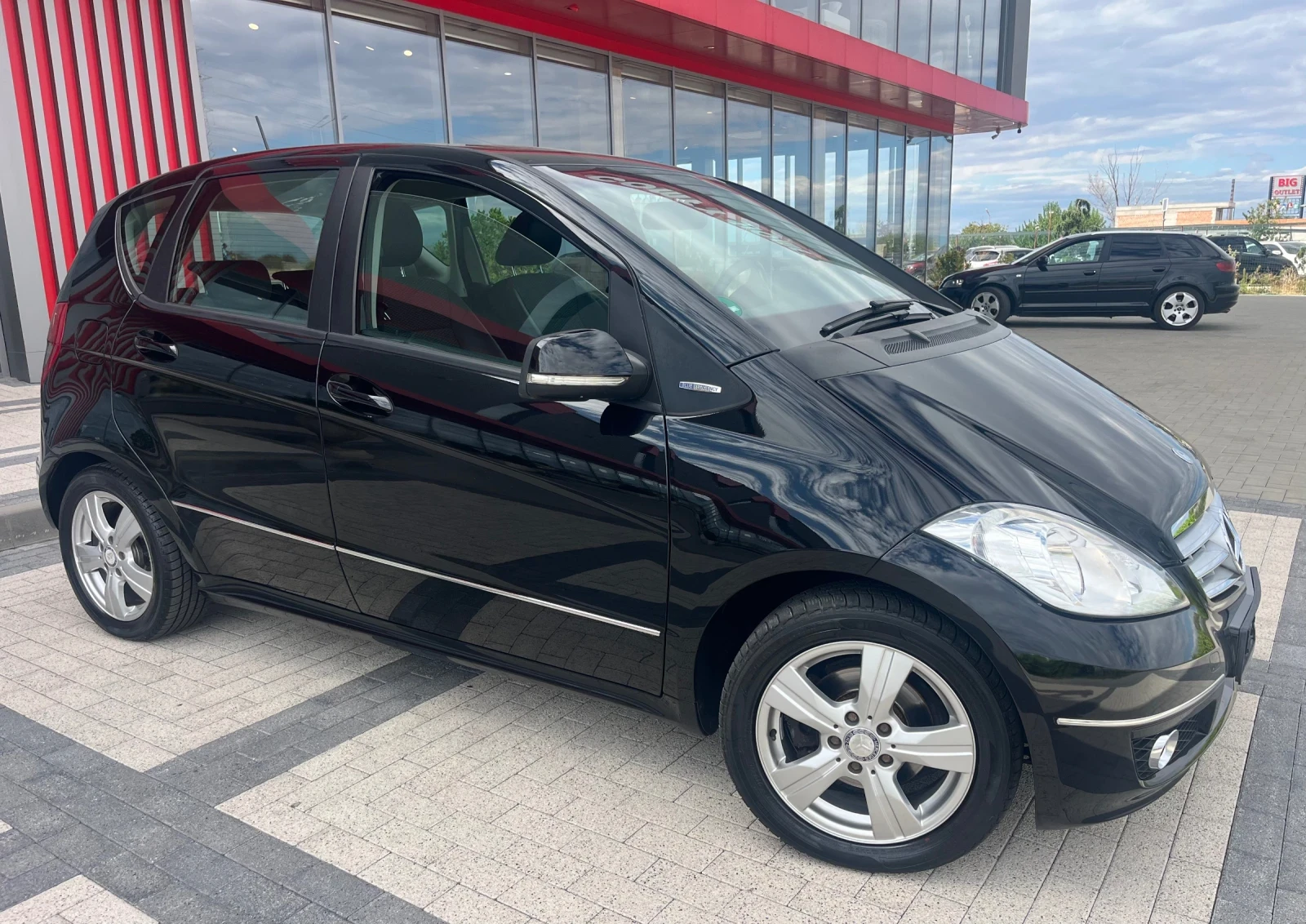 Mercedes-Benz A 160 Подгрев/Панорама, снимка 2 - Автомобили и джипове - 56185154