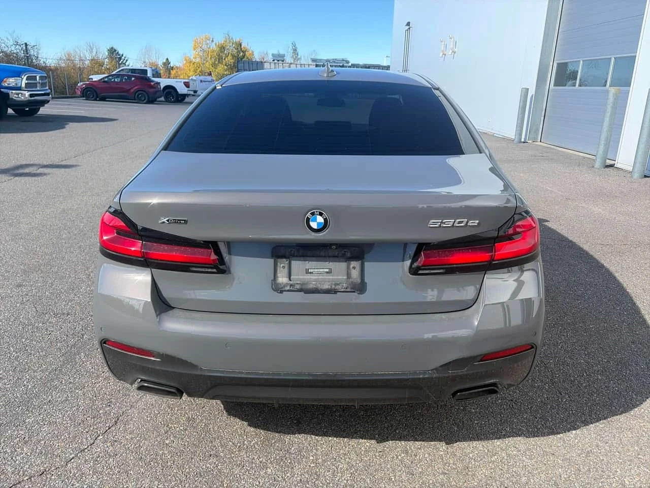 BMW 530E * xDrive * CARFAX * M Package * SOFT CLOSE * , снимка 5 - Автомобили и джипове - 56447021
