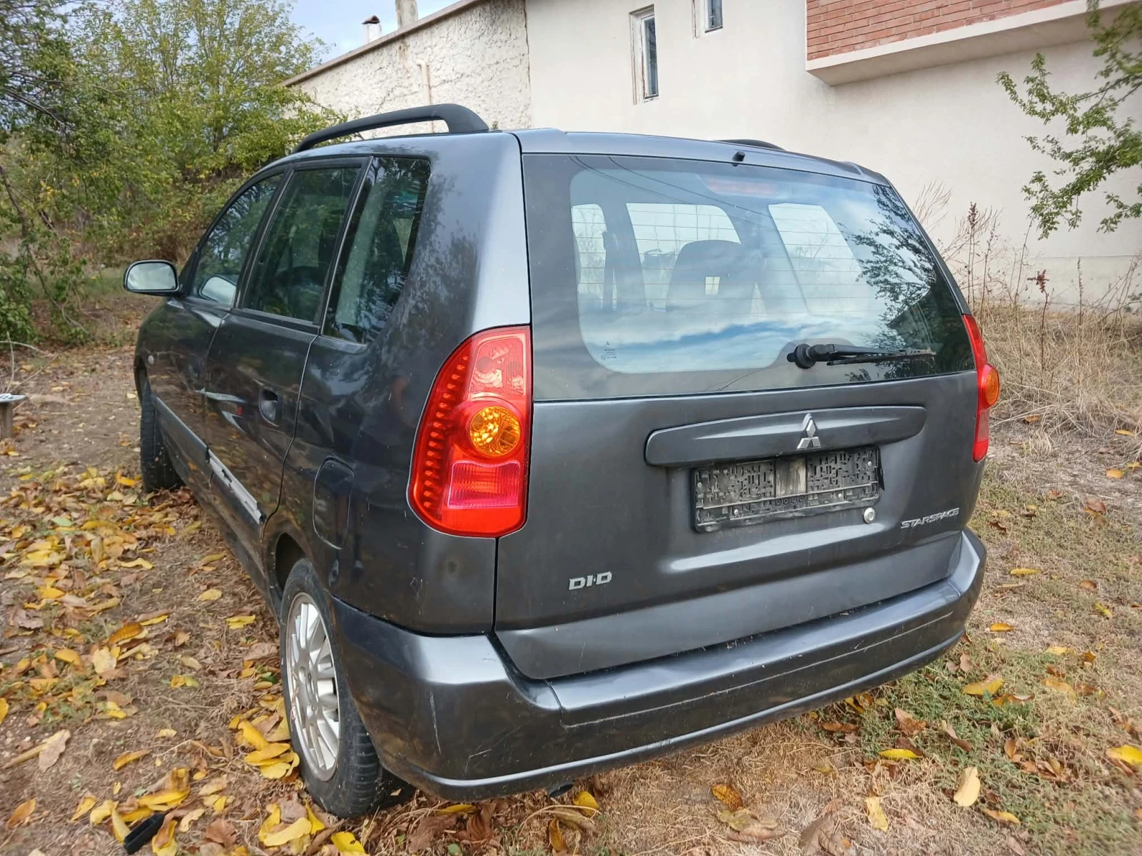 Mitsubishi Space star 1.9 DID, снимка 2 - Автомобили и джипове - 56606137