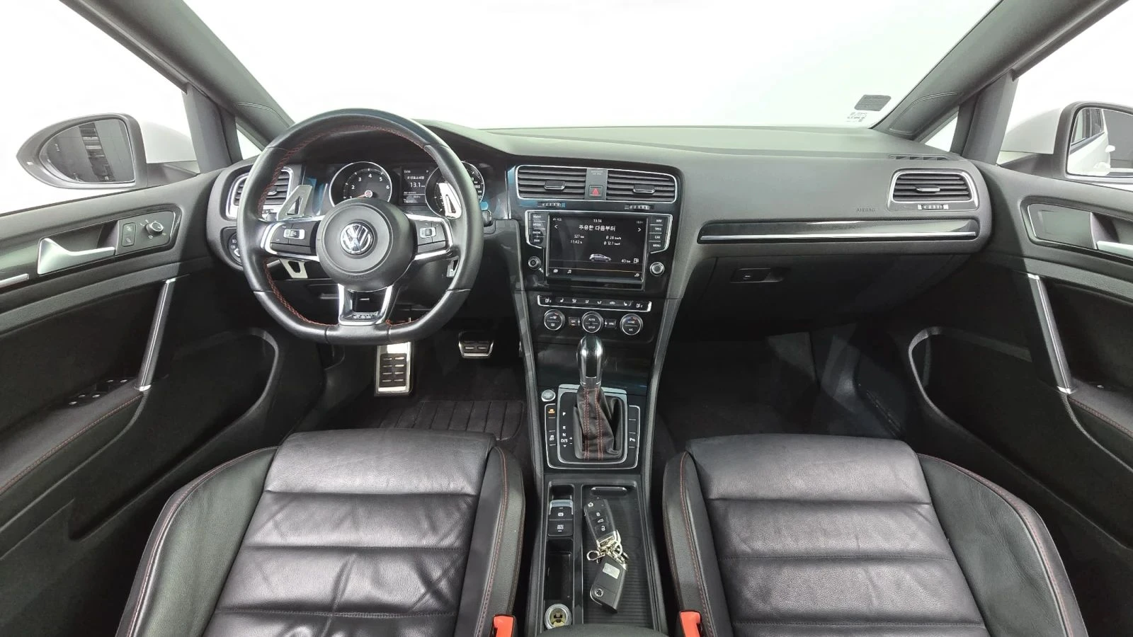 VW Golf, снимка 7 - Автомобили и джипове - 56689659