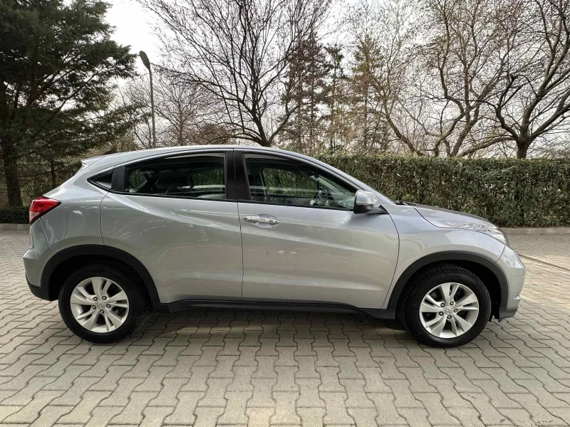 Honda Hr-v 1.6 i-DTEC Elegance , снимка 4 - Автомобили и джипове - 49568960