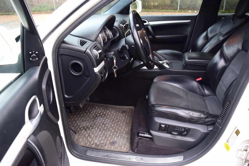 Porsche Cayenne GTS С РЕГИСТРАЦИЯ & АВТО КРЕДИТ , снимка 10 - Автомобили и джипове - 53261237