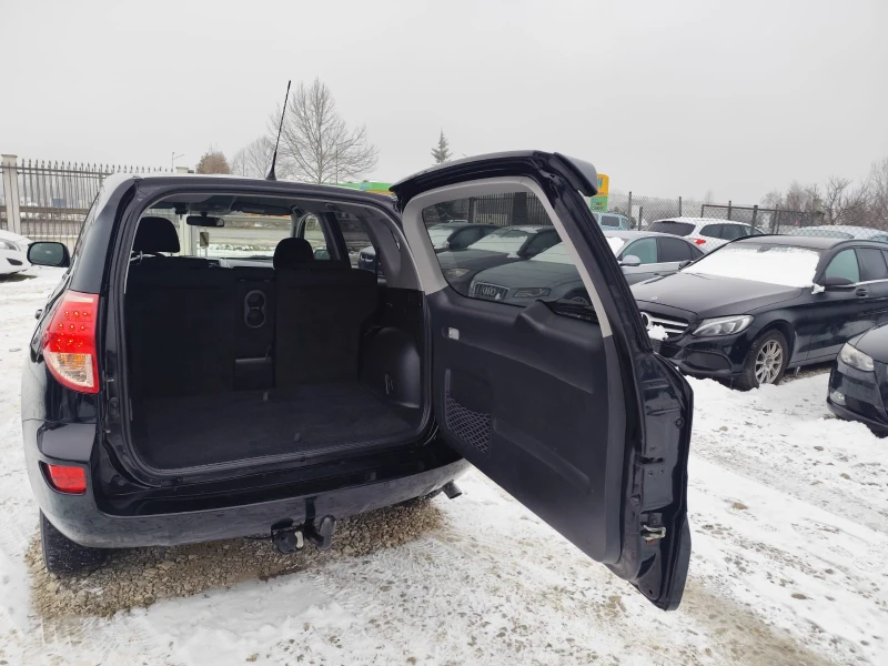 Toyota Rav4 2.2 дизел 136 коня, снимка 7 - Автомобили и джипове - 53377718