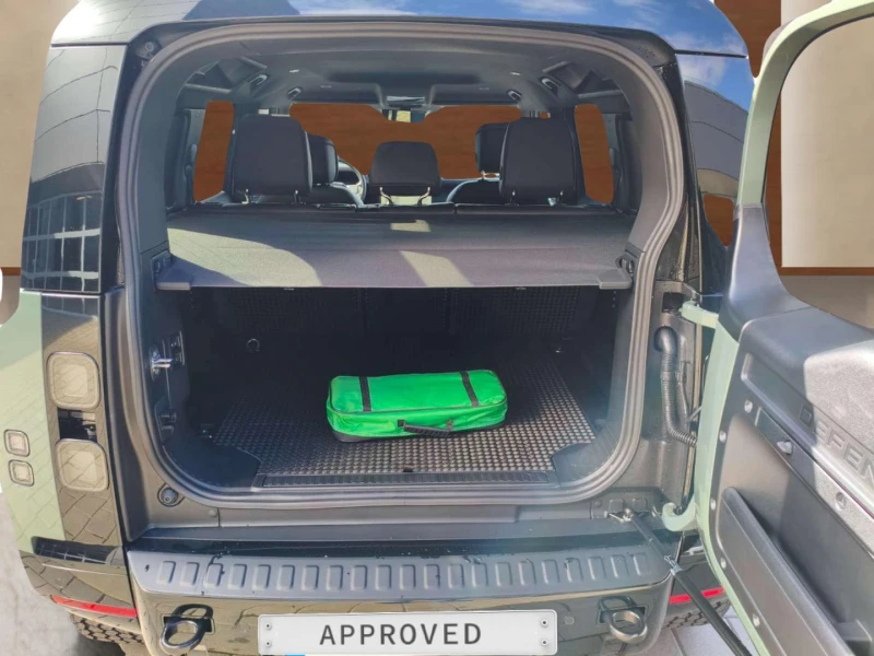 Land Rover Defender 3.0, снимка 11 - Автомобили и джипове - 53528895