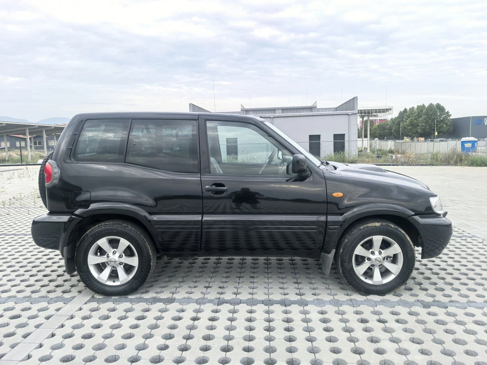 Nissan Terrano 3.0 facelift - изображение 4