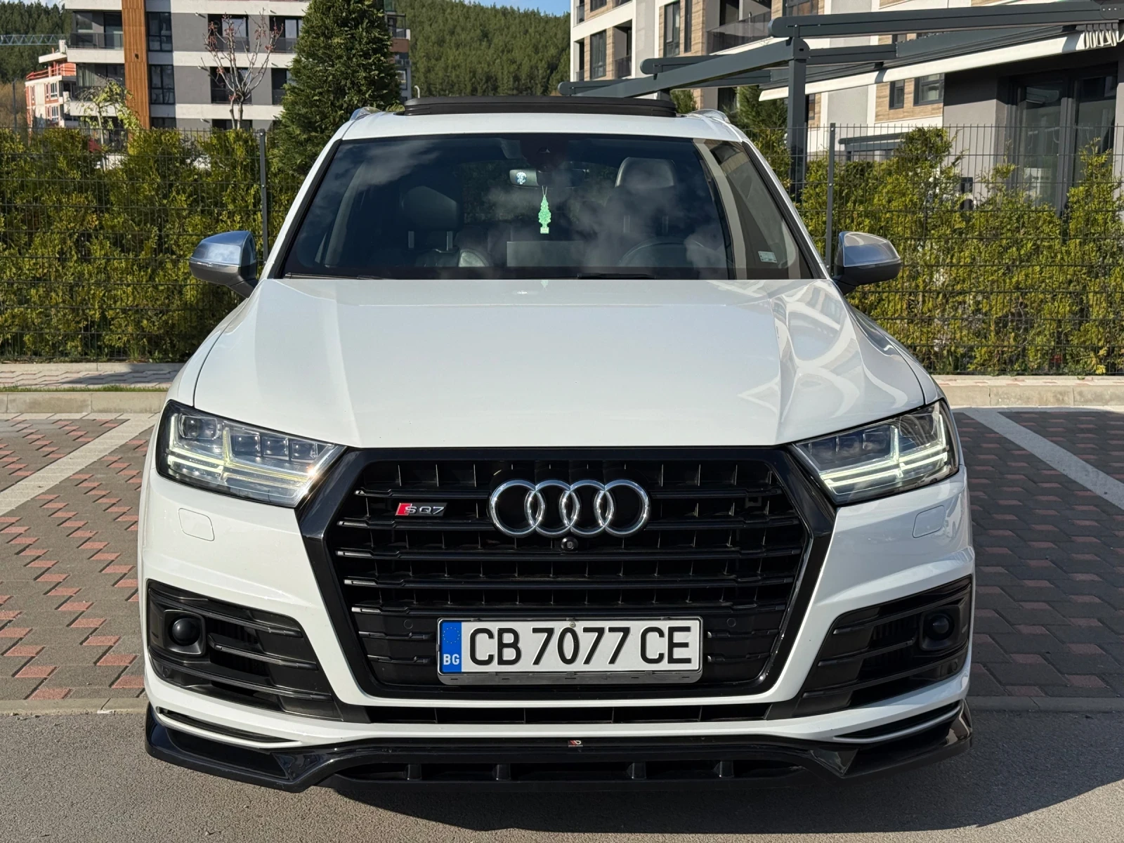 Audi SQ7 4.0* V8* 435hp* Panorama* ACC* 360* BOSE* , снимка 4 - Автомобили и джипове - 54360382