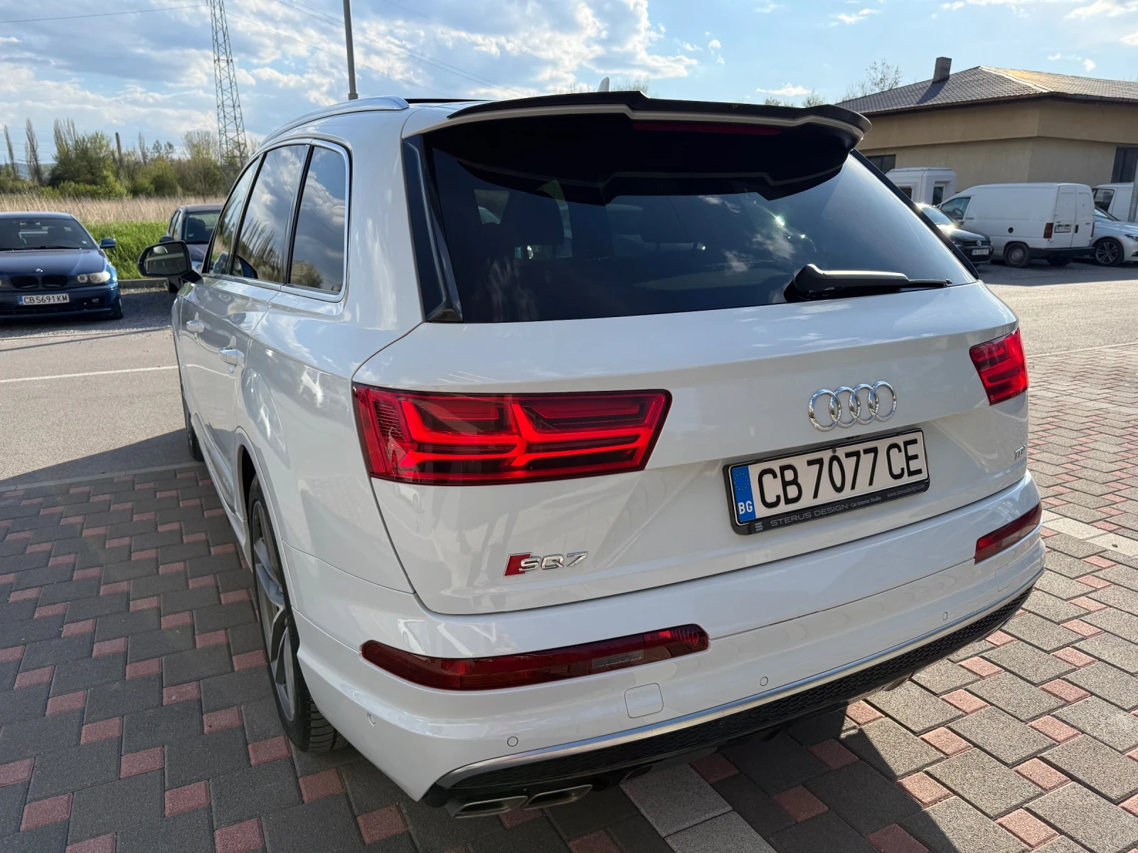Audi SQ7 4.0* V8* 435hp* Panorama* ACC* 360* BOSE* , снимка 8 - Автомобили и джипове - 54360382
