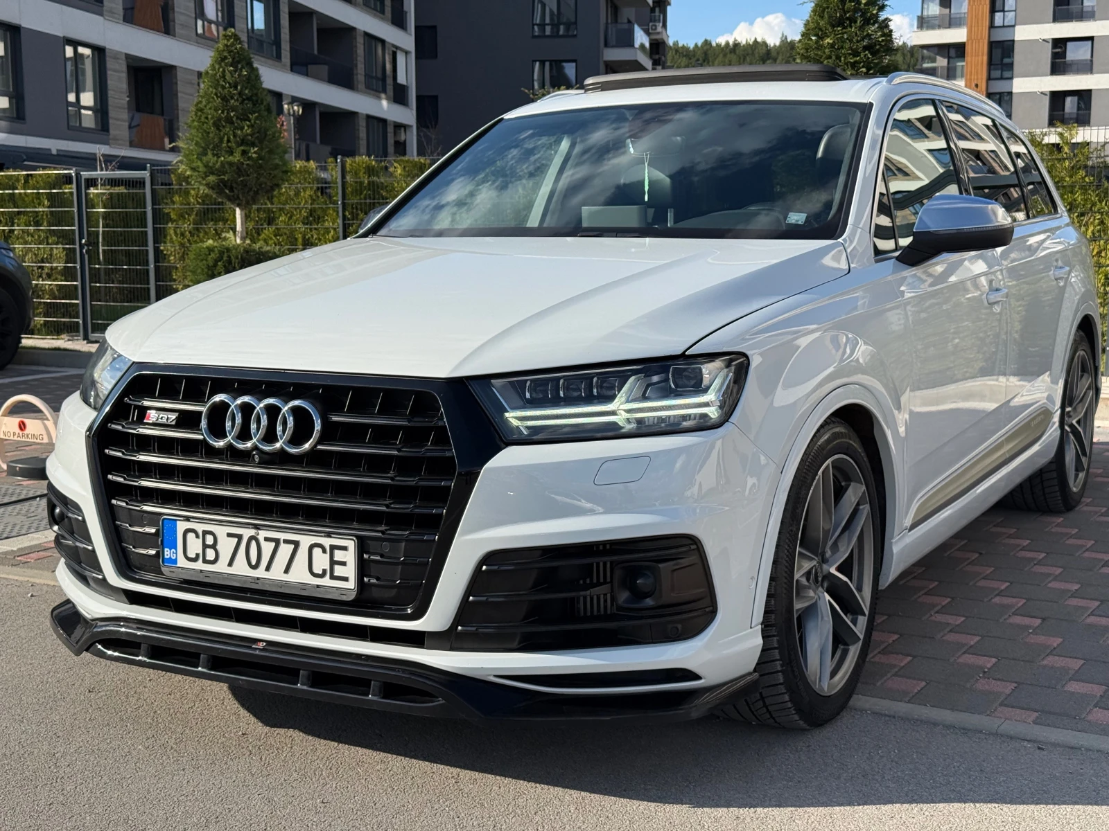 Audi SQ7 4.0* V8* 435hp* Panorama* ACC* 360* BOSE* 