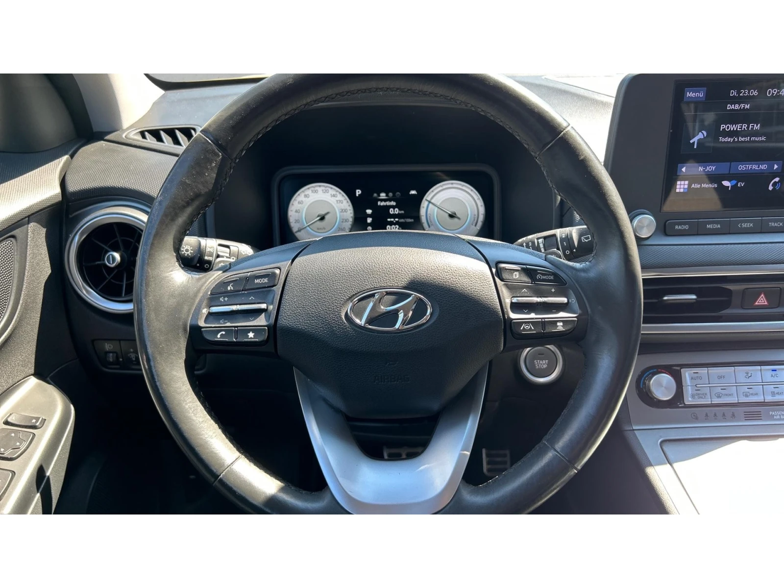 Hyundai Kona Месечна вноска от 250  , снимка 13 - Автомобили и джипове - 55395715