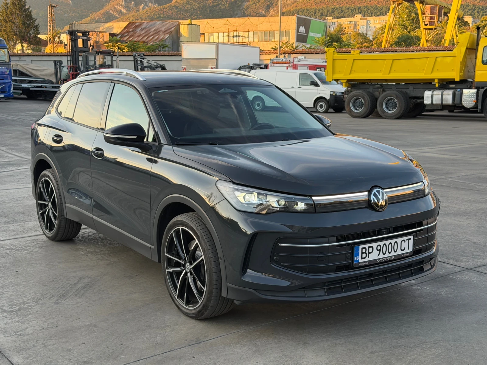 VW Tiguan 4MOTION* GOAL* Гаранционен, снимка 3 - Автомобили и джипове - 55623411