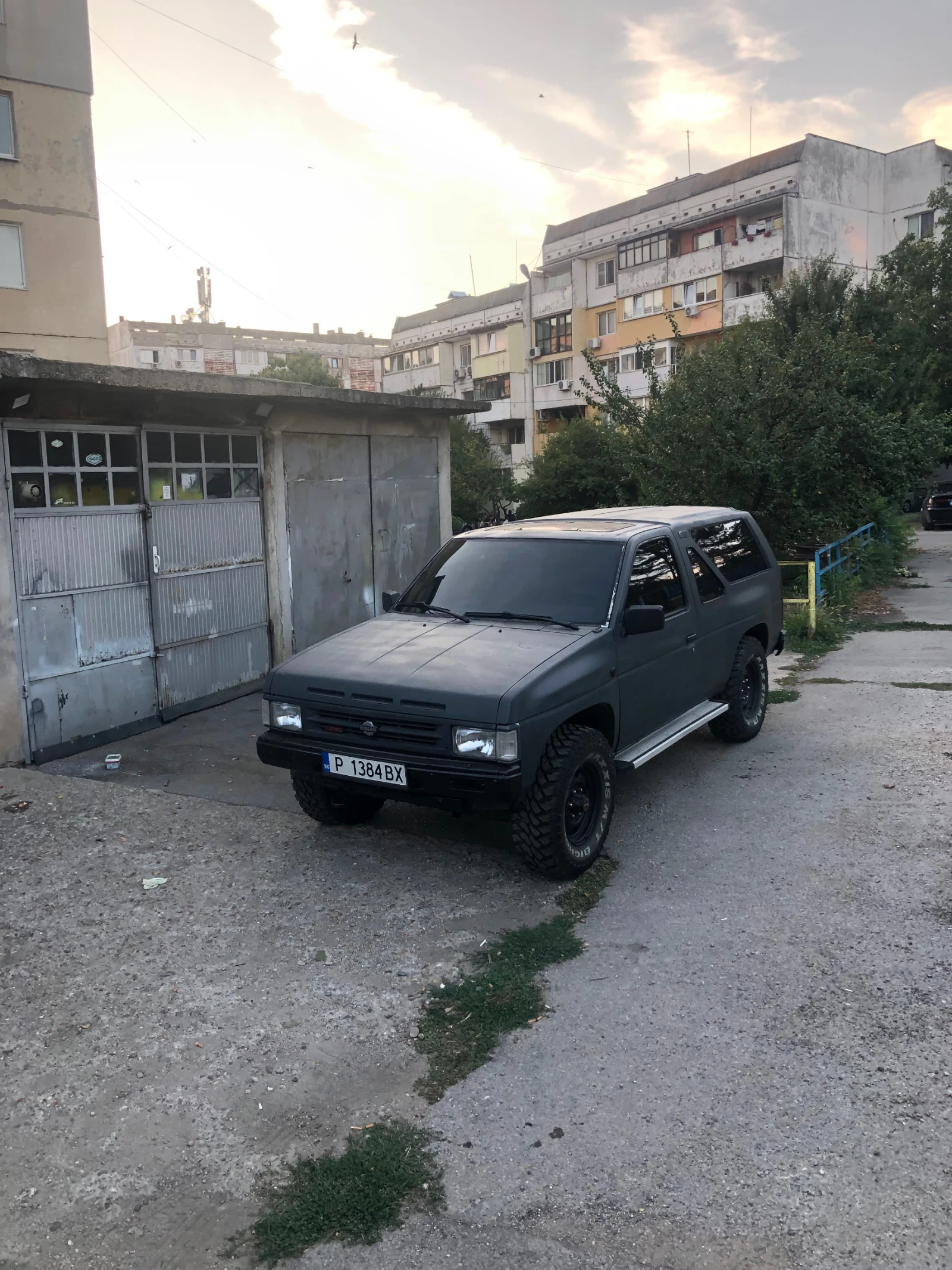 Nissan Terrano 2.7 TURBO, снимка 2 - Автомобили и джипове - 55767682